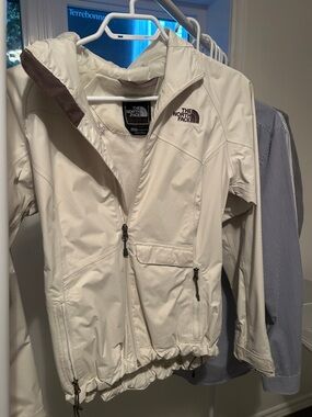 The North Face Women's Off-White Hooded Shell Jacket